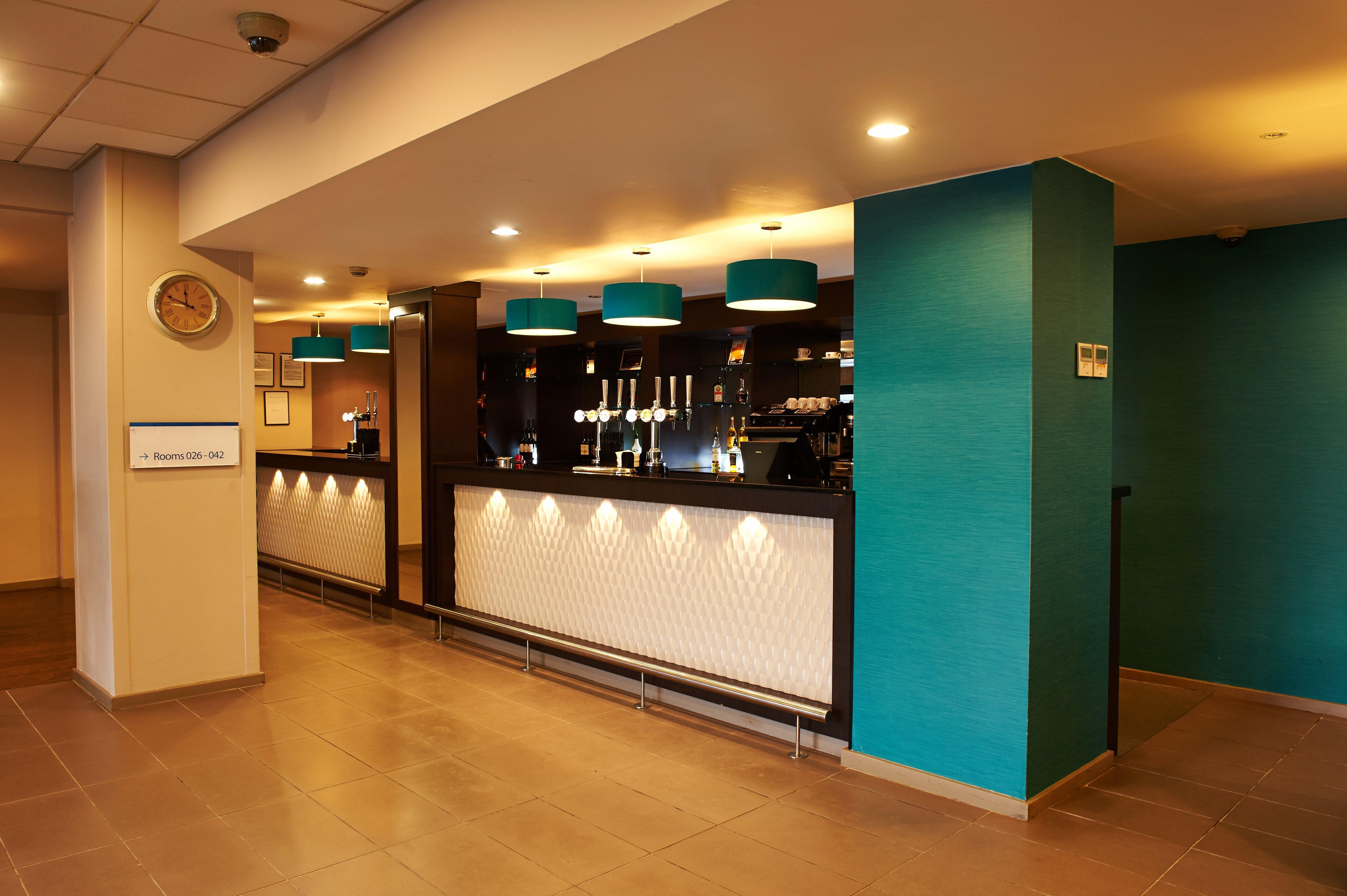 Holiday Inn Express Manchester Airport By Ihg Ringway Kültér fotó